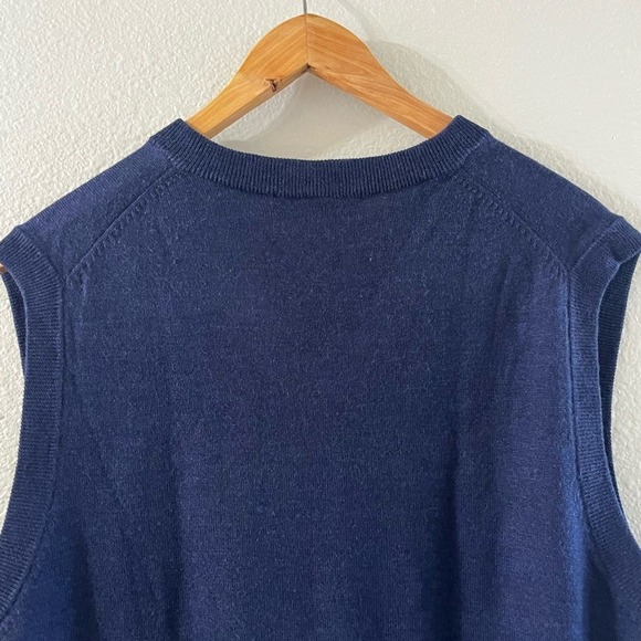 Men's Turbury SZ Large Merino Wool Sweater Vest  (Navy Blue Color) Soft - Picture 9 of 10